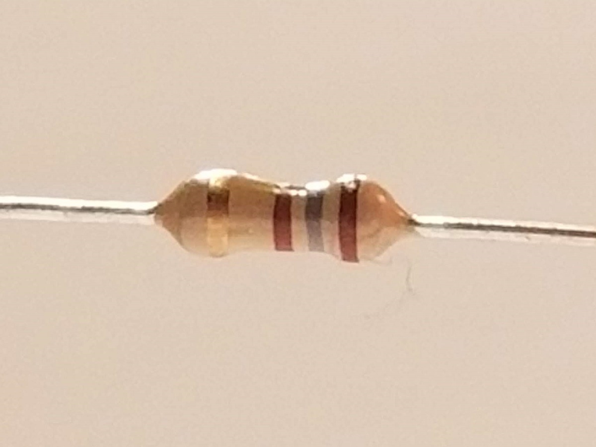 Picture of 180 Ohm Resistor