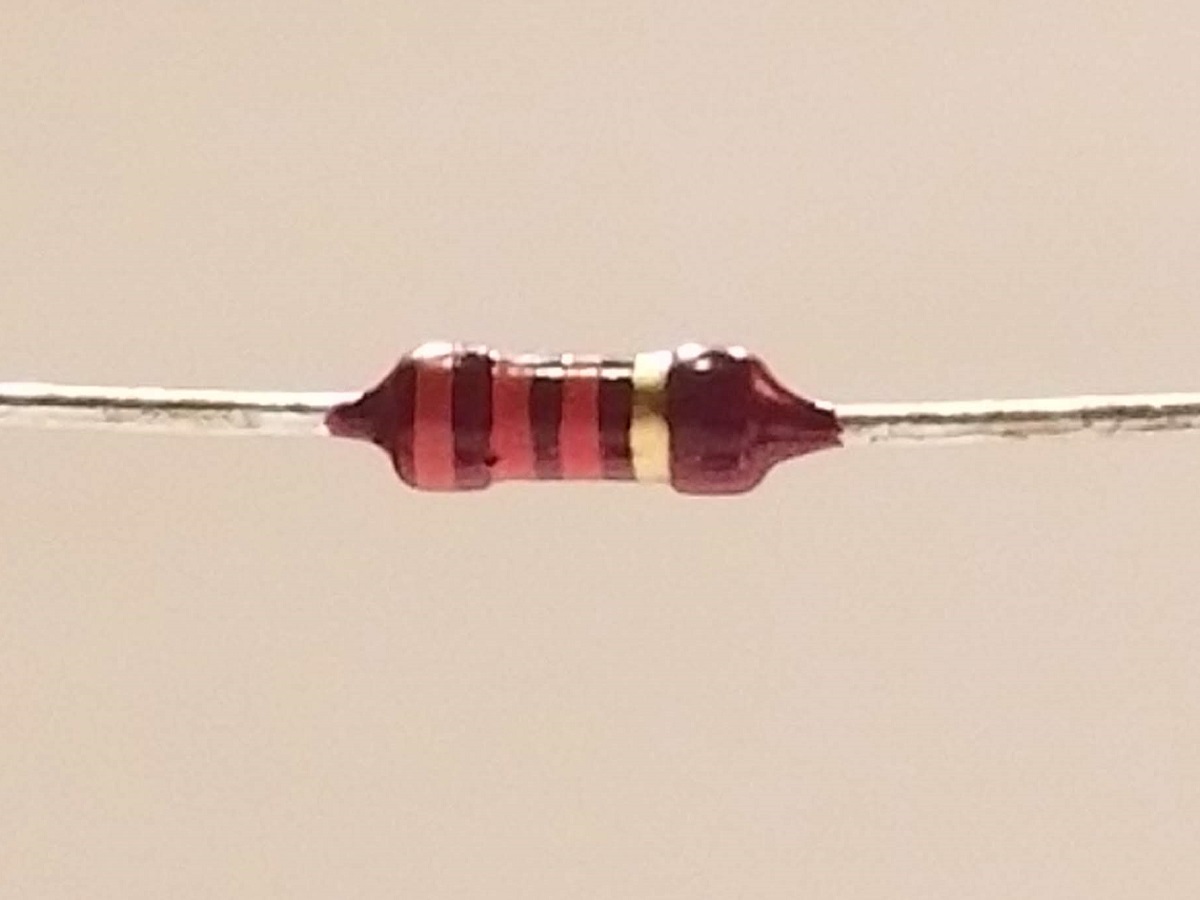 Picture of 2.2k Ohm Resistor