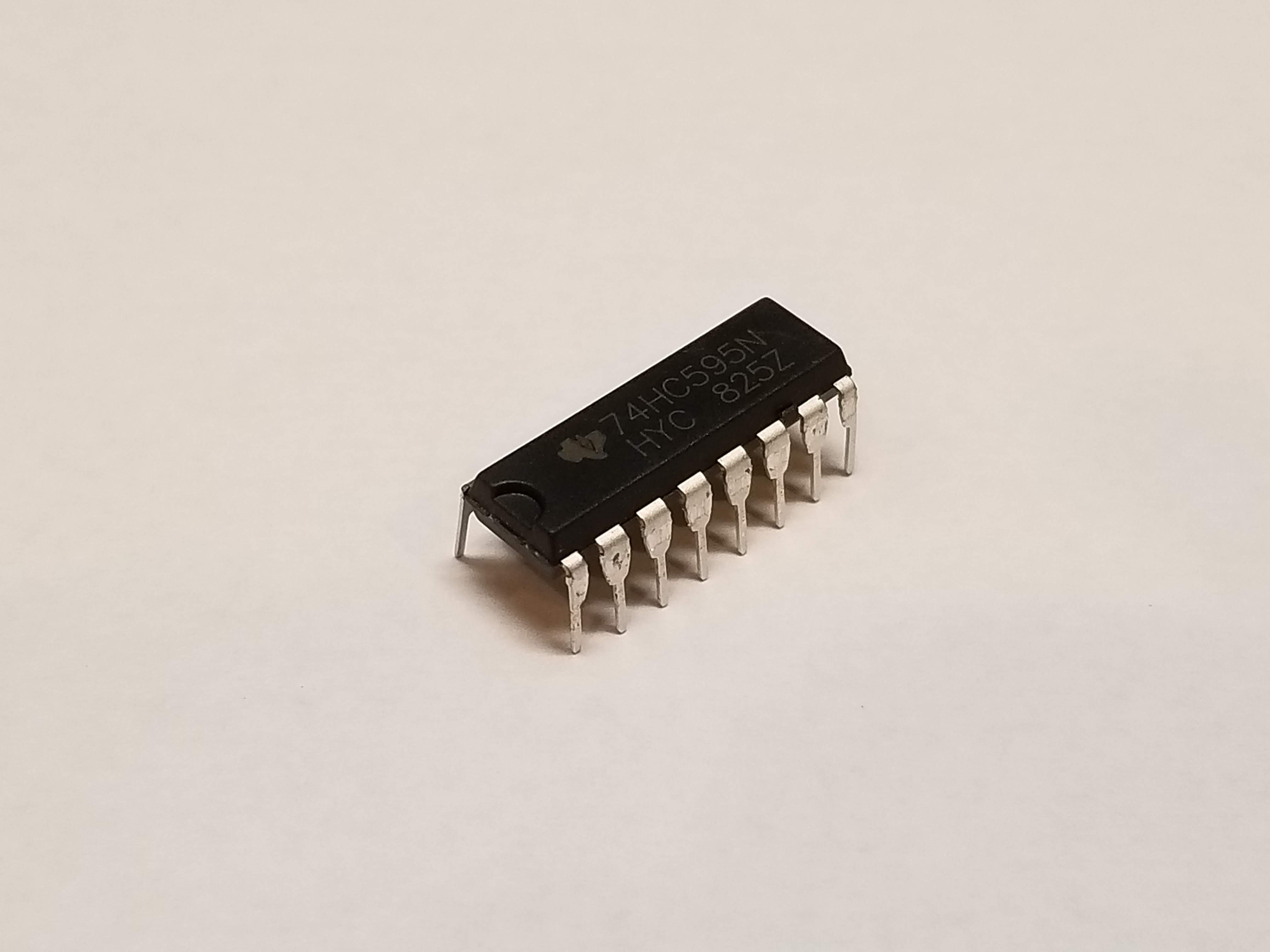 Picture of 74595 8-bit Shift Register