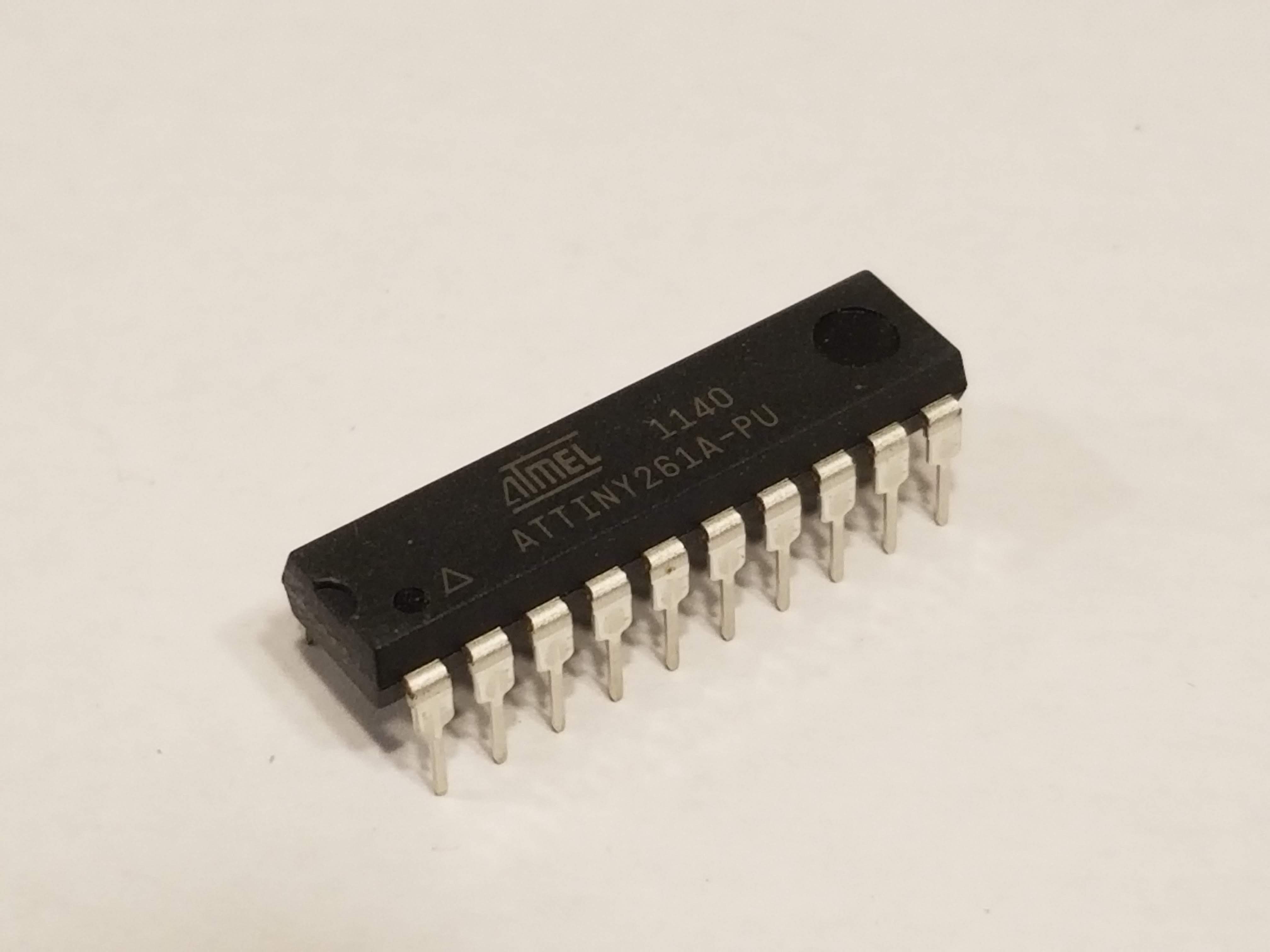 Picture of ATTINY261A-PU 8-bit Microcontroller