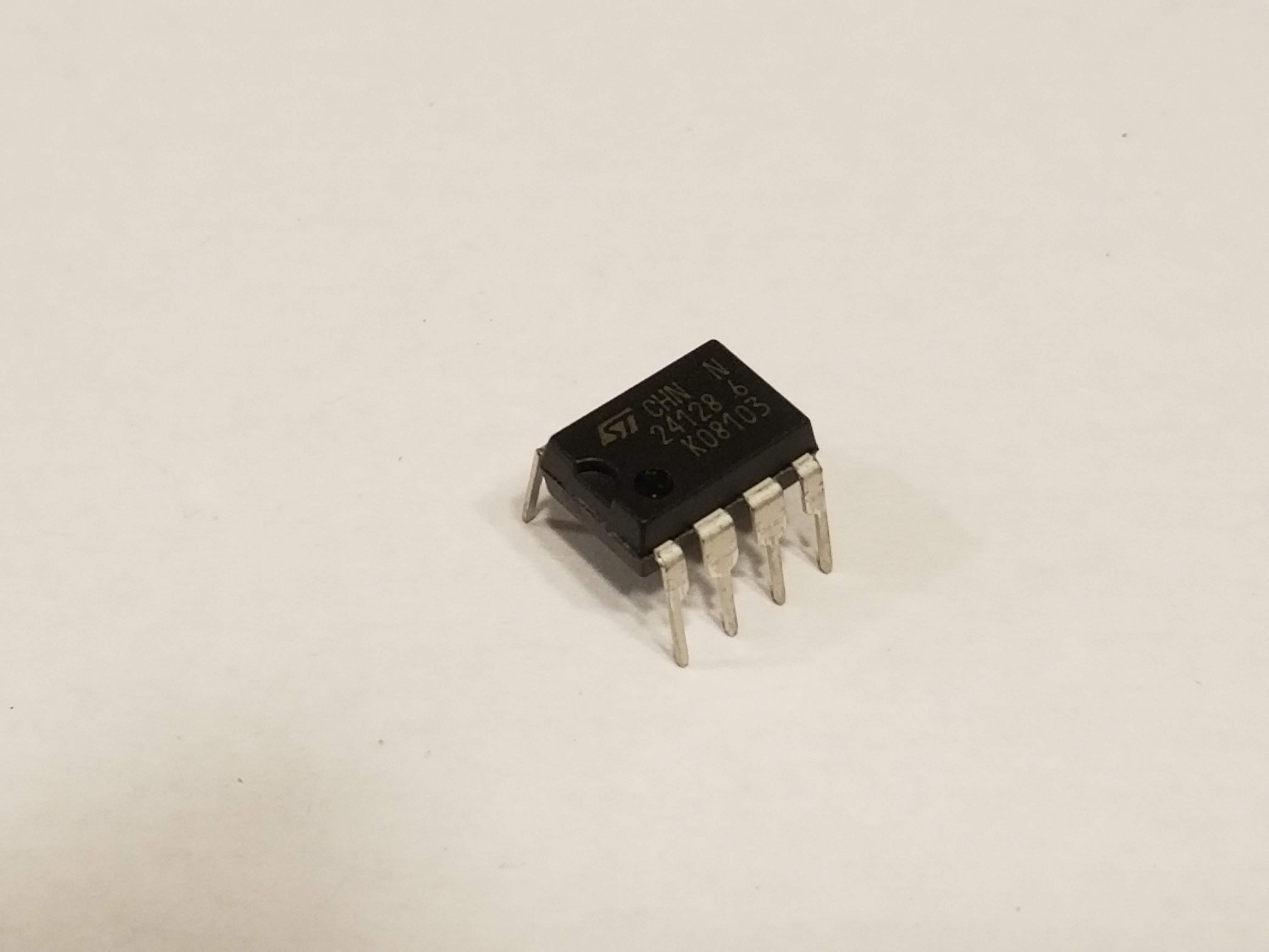Picture of 24128 128k I2C EEPROM