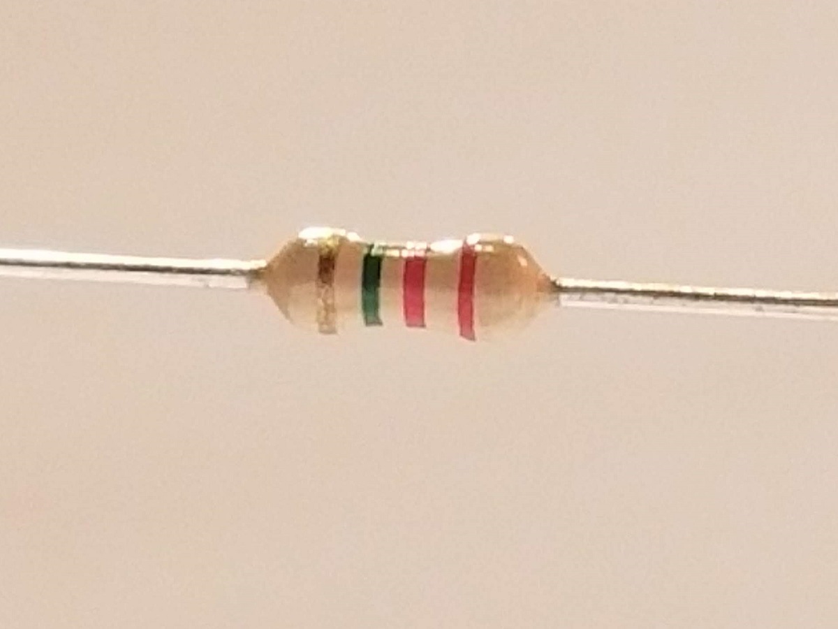 Picture of 2.2M Ohm Resistor