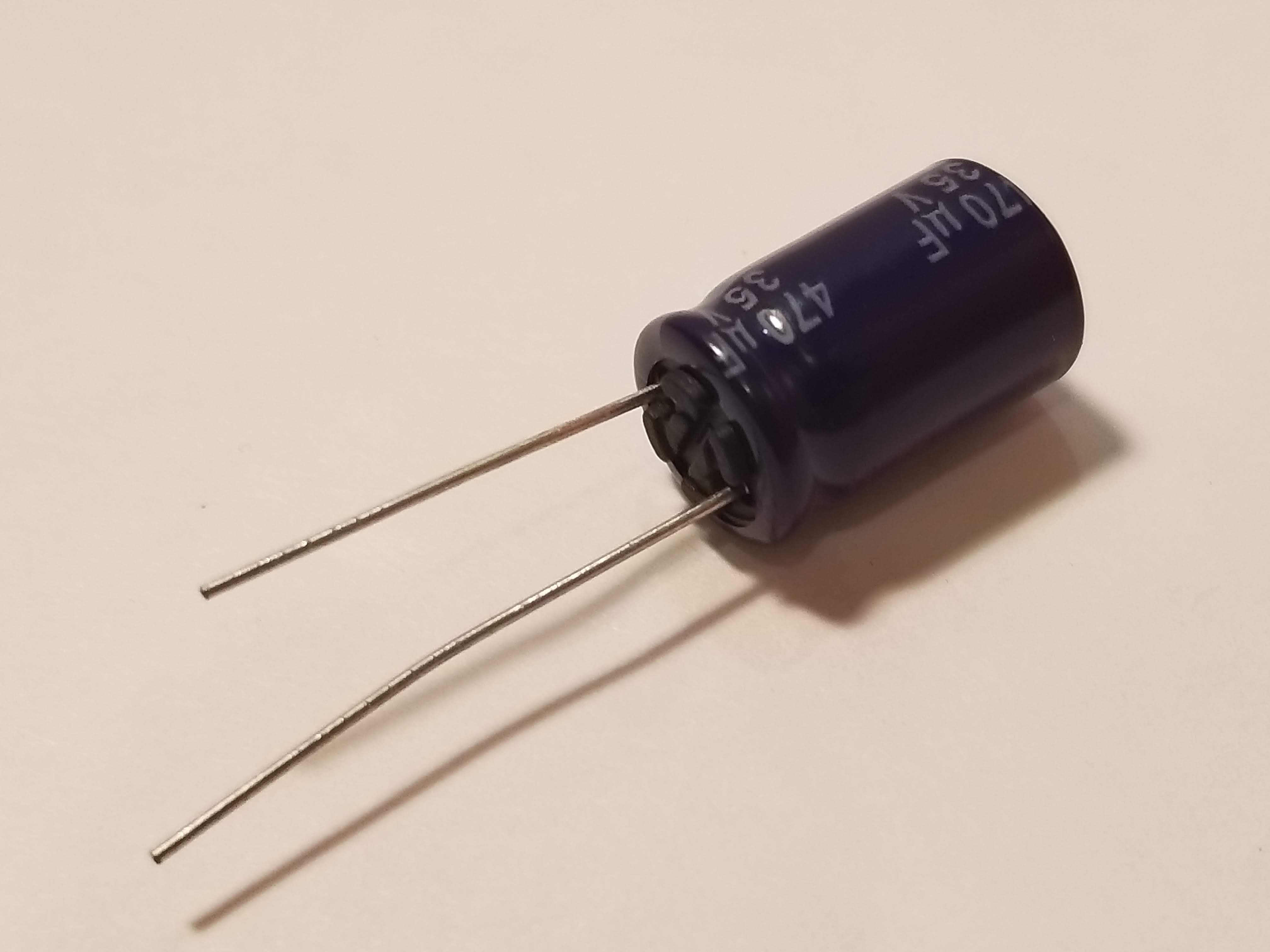 Picture of 470uF Electrolytic Capacitor
