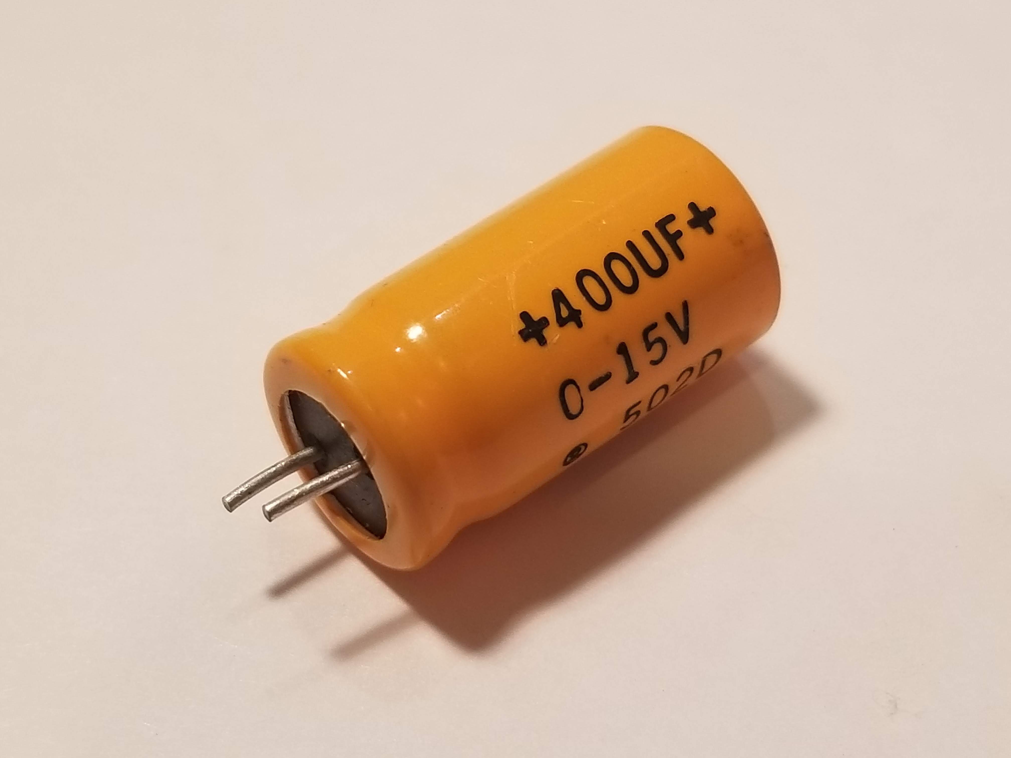 Picture of 400uF Electrolytic Capacitor