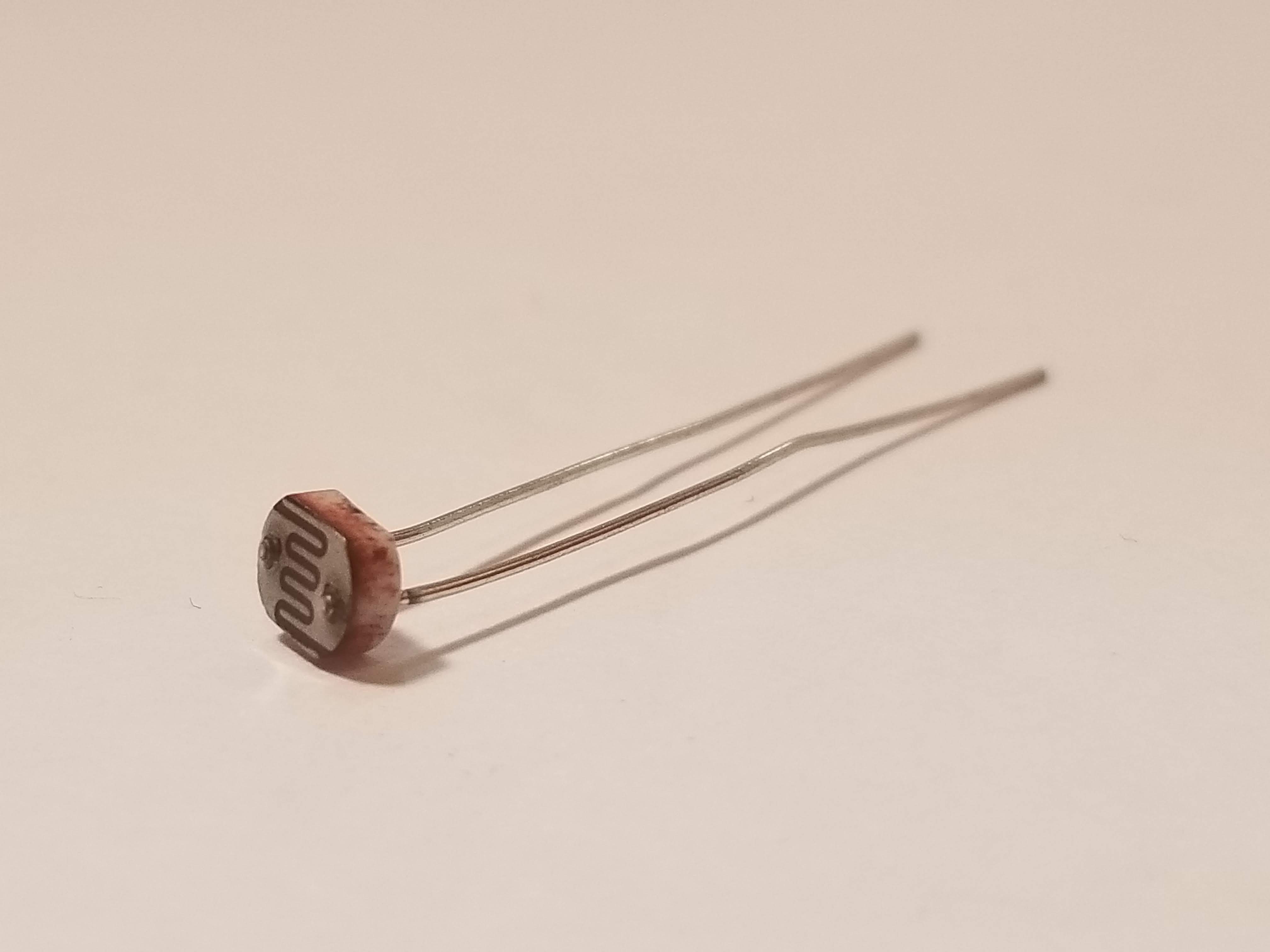 Picture of CdS Ccell Photoresistor