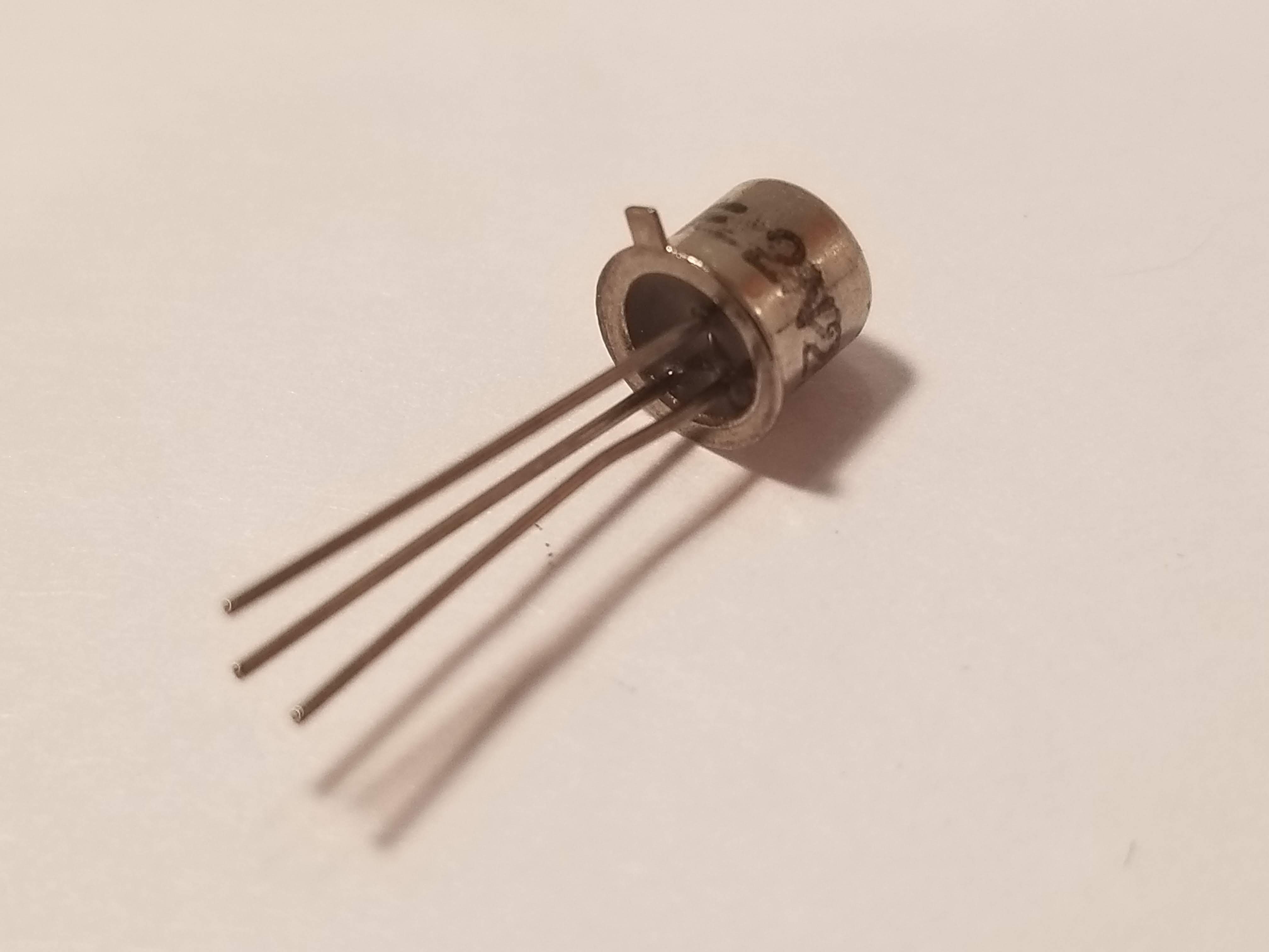 Picture of 2N2222A NPN, 40V, 1A, 300MHz, EBC
