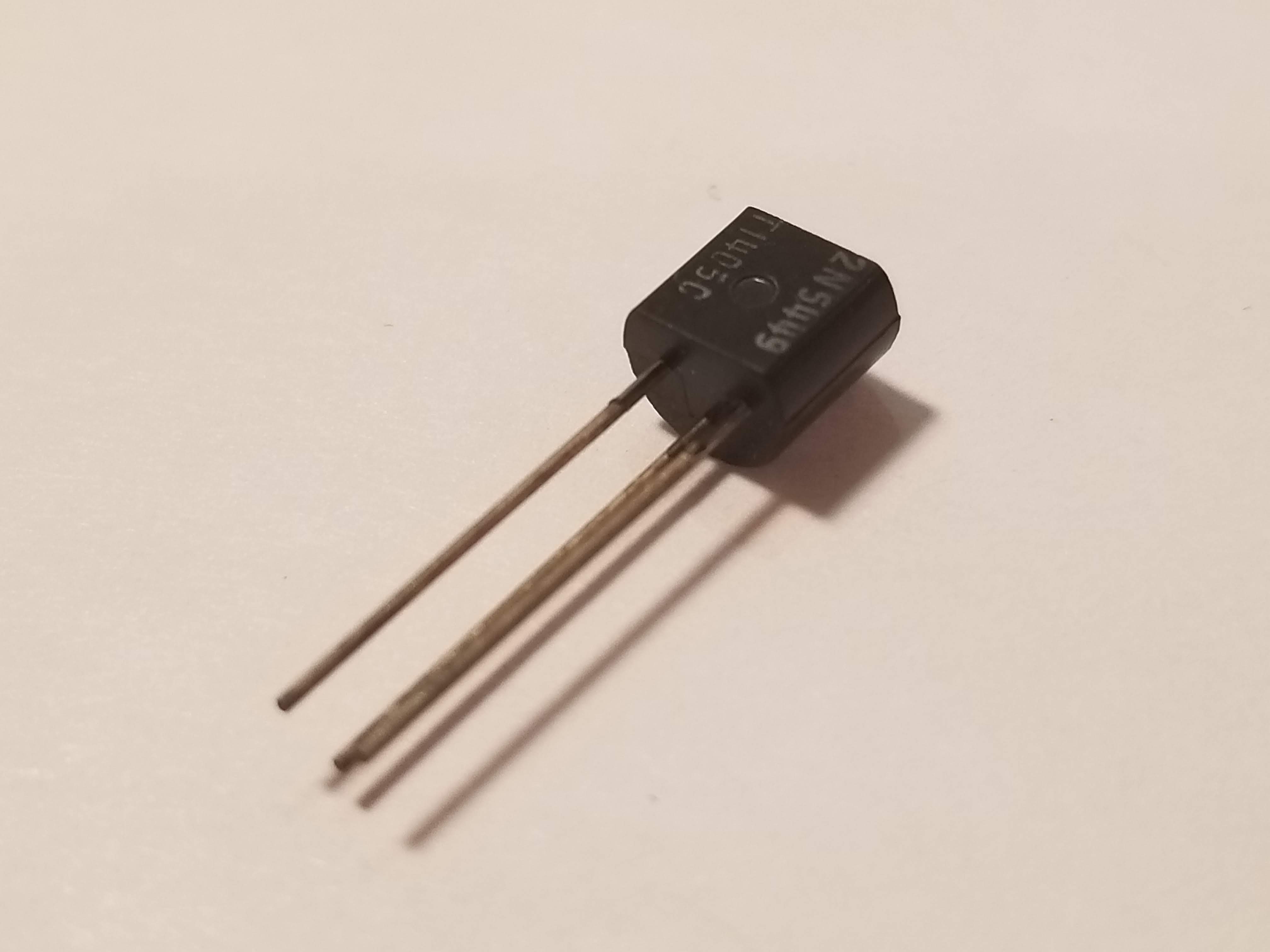 Picture of 2N5449 NPN, 30V, 0.8A,  CBE