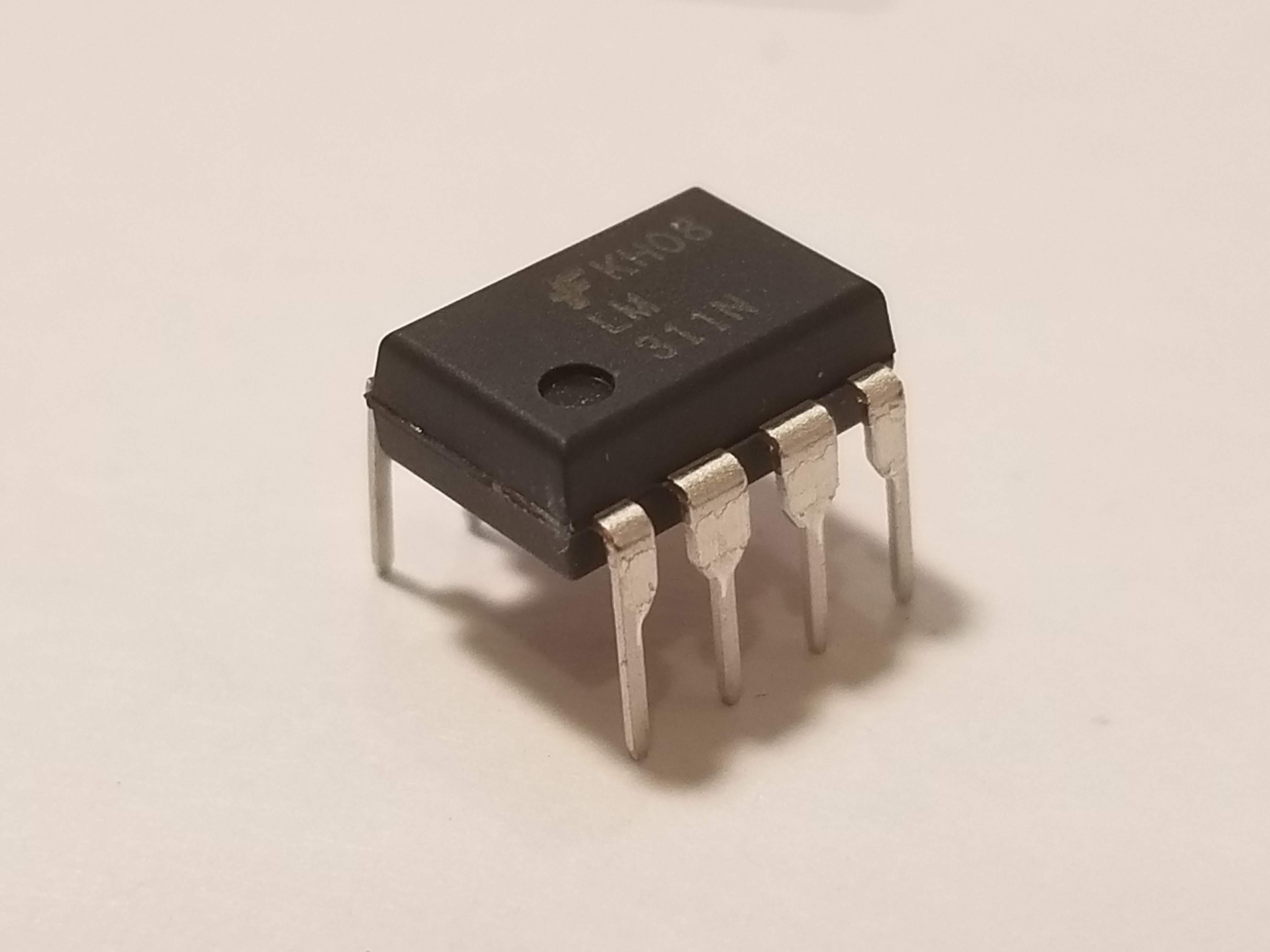 Picture of LM311 Comparator