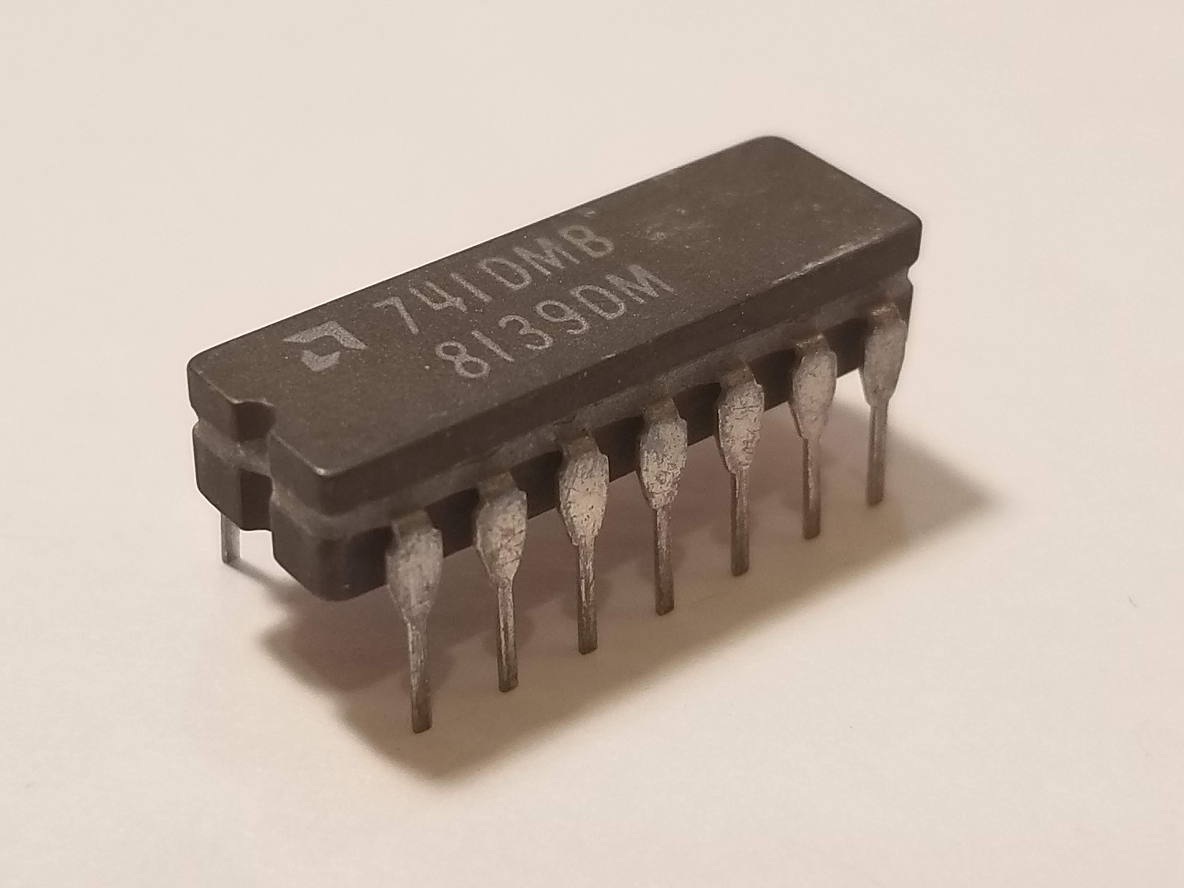 Picture of LM747 Dual 741 Op-Amp