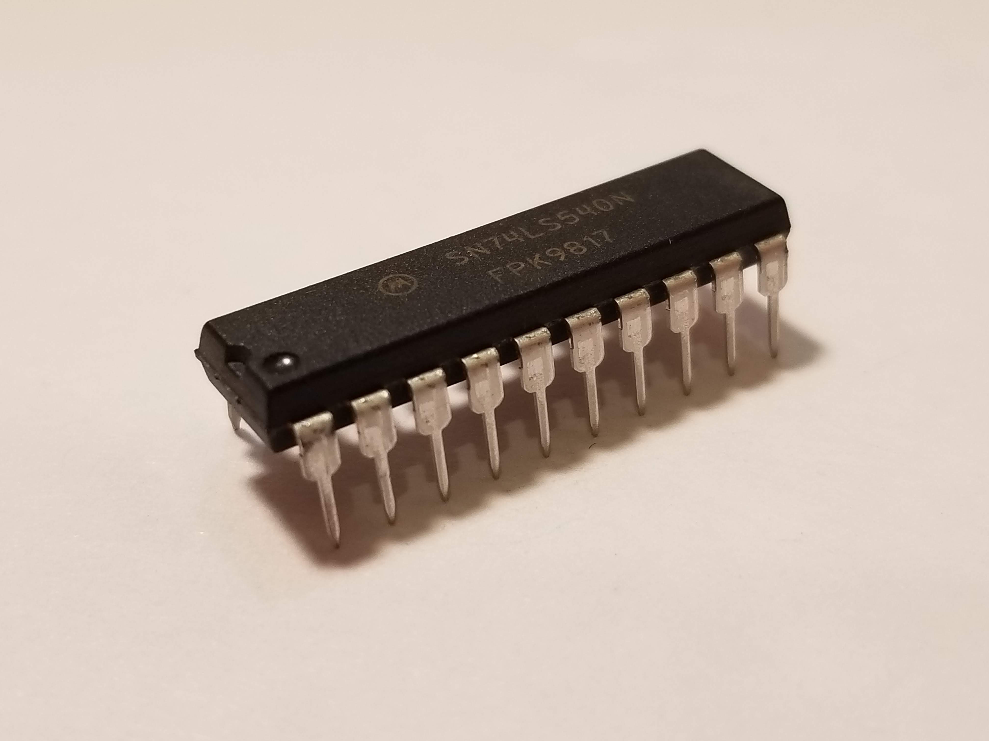 Picture of 74540 Octal Inverting Line Driver w/ Tristate Outputs