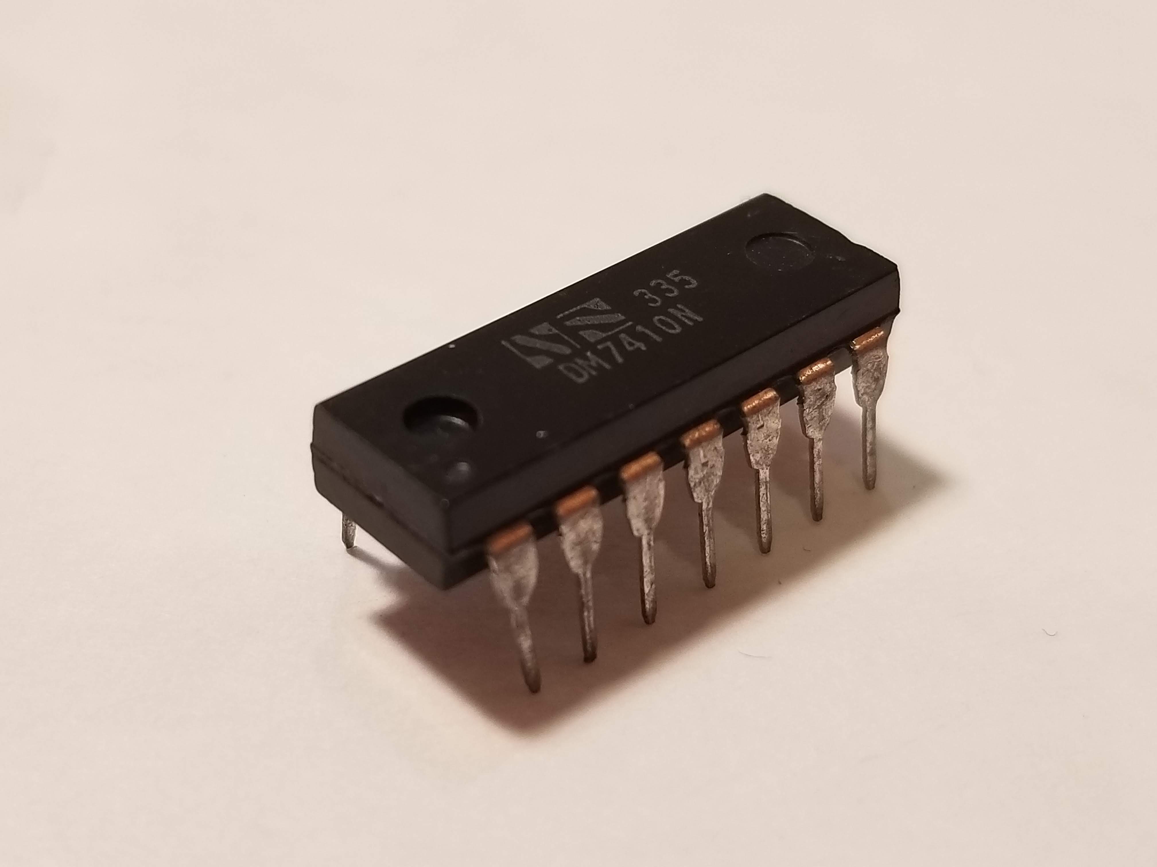 Picture of 7410 Triple 3-NAND