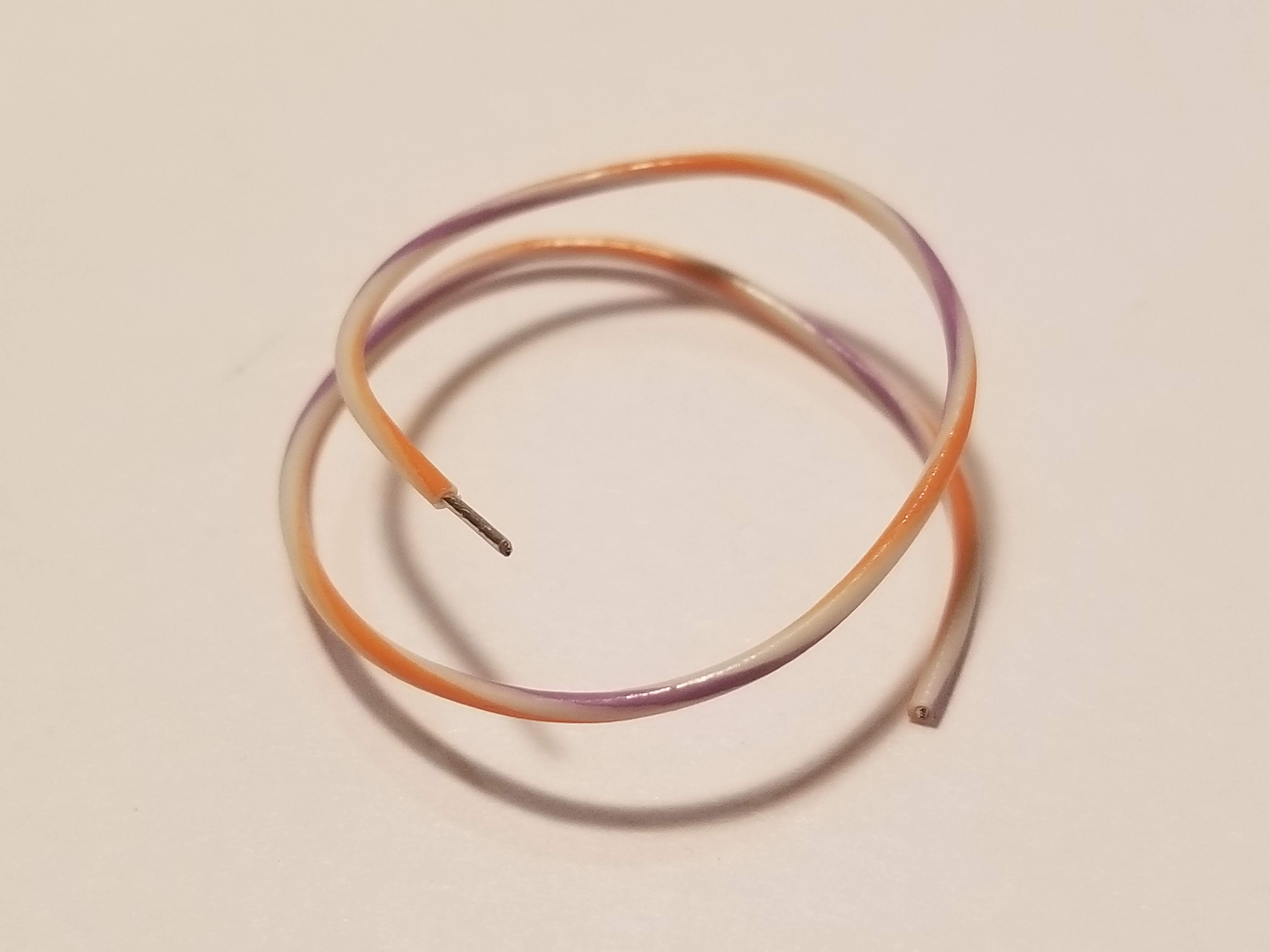 Picture of 26AWG P/W/O Stripe Wire (1 ft)