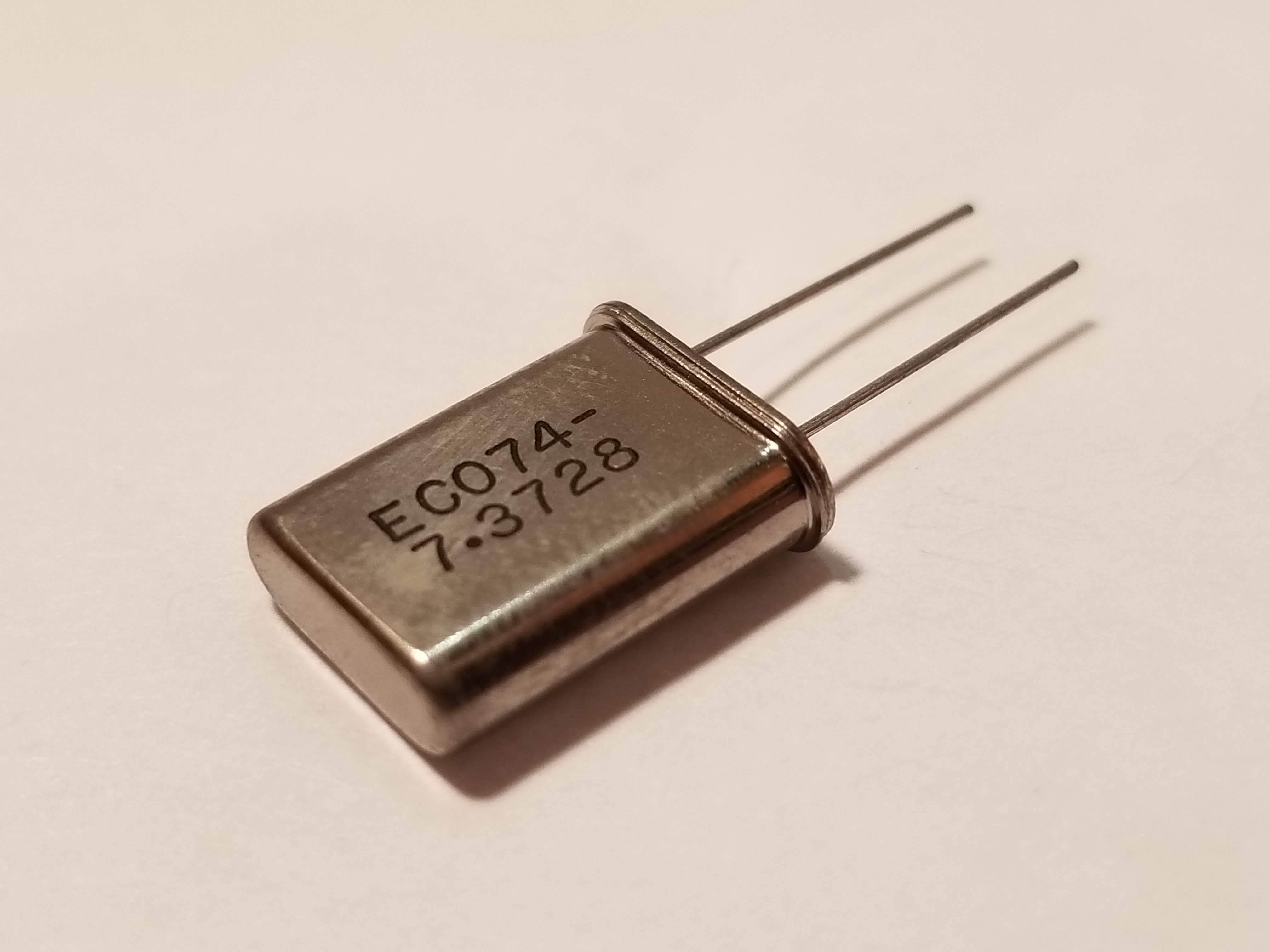 Picture of 7.3728MHz Crystal
